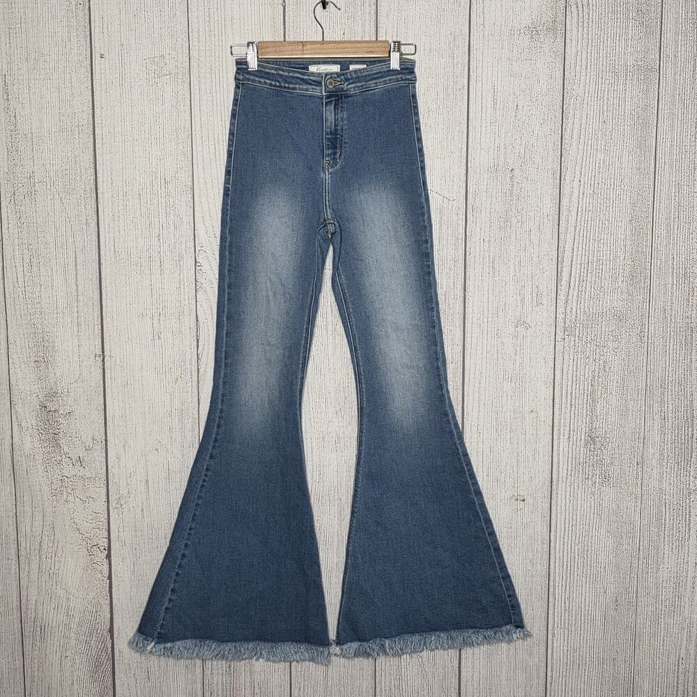 KanCan Jeans Ultra High Rise Extreme Flare Bell Bottom Raw Hem, sz 24